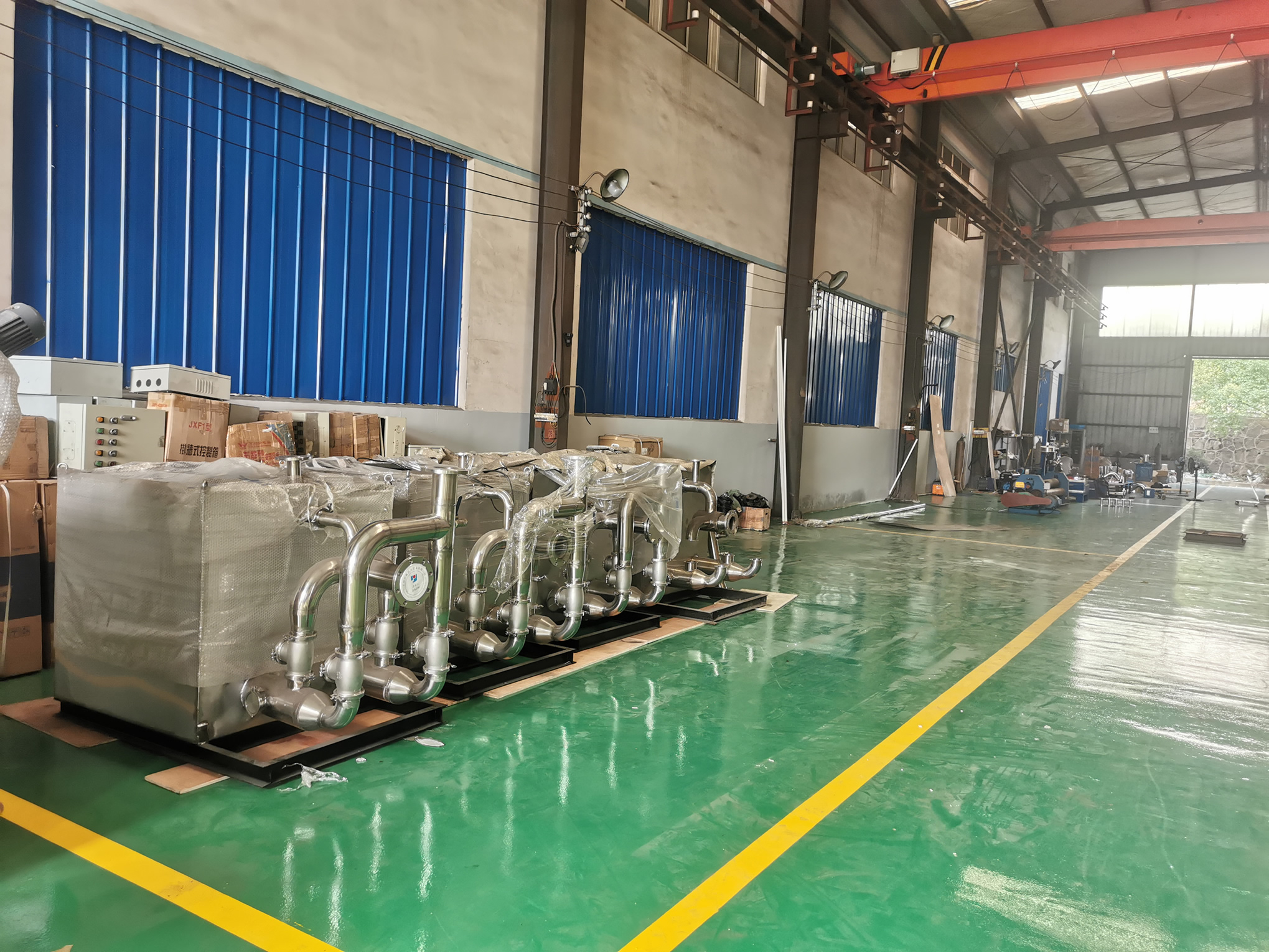 地下室污水提升設(shè)備成品車(chē)間