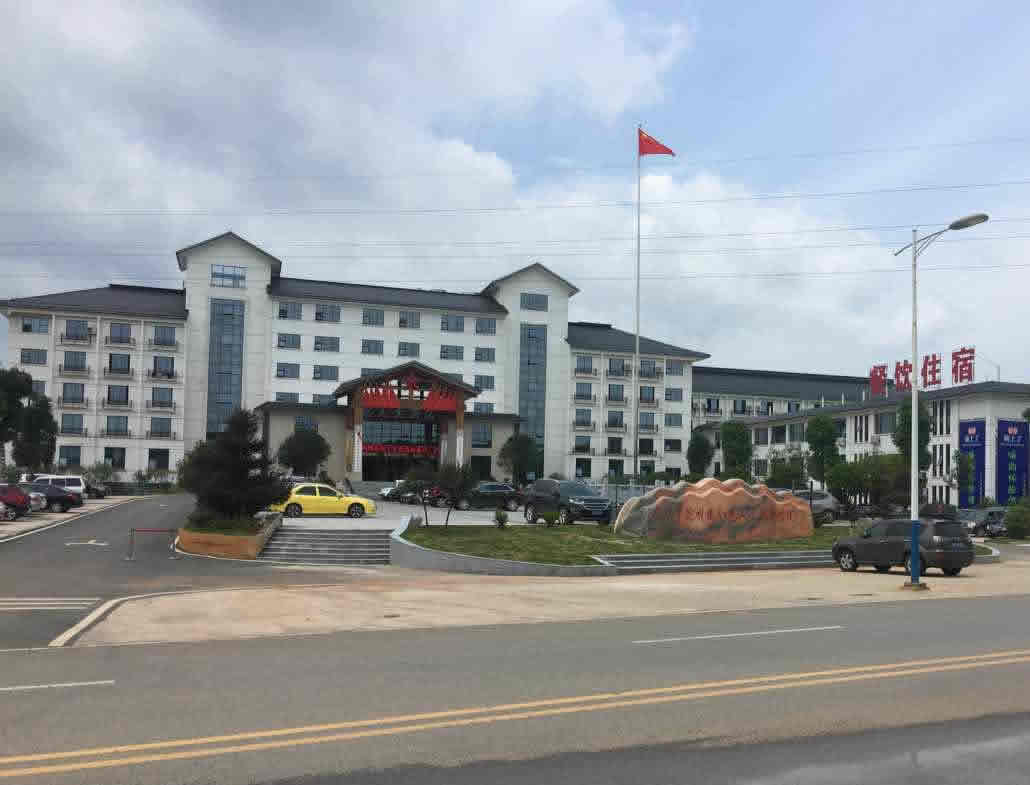 長沙市花明樓名人酒店采購30立方不銹鋼水箱一臺