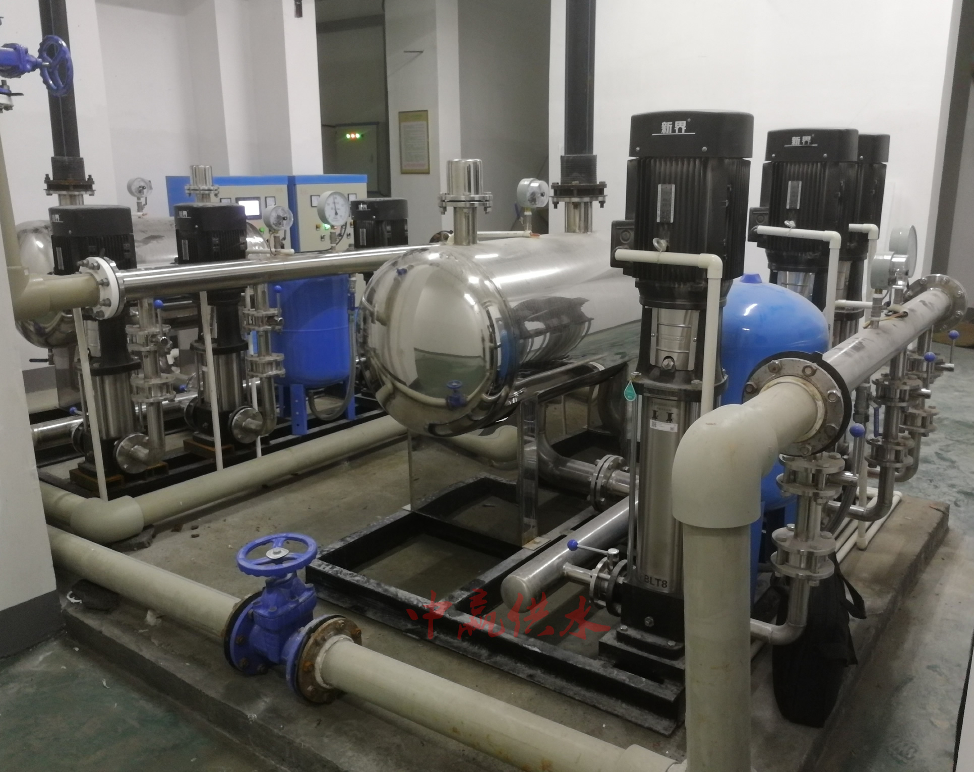 不銹鋼箱式無負壓給水設備用于1000戶以上小區供水或集中供水的地方